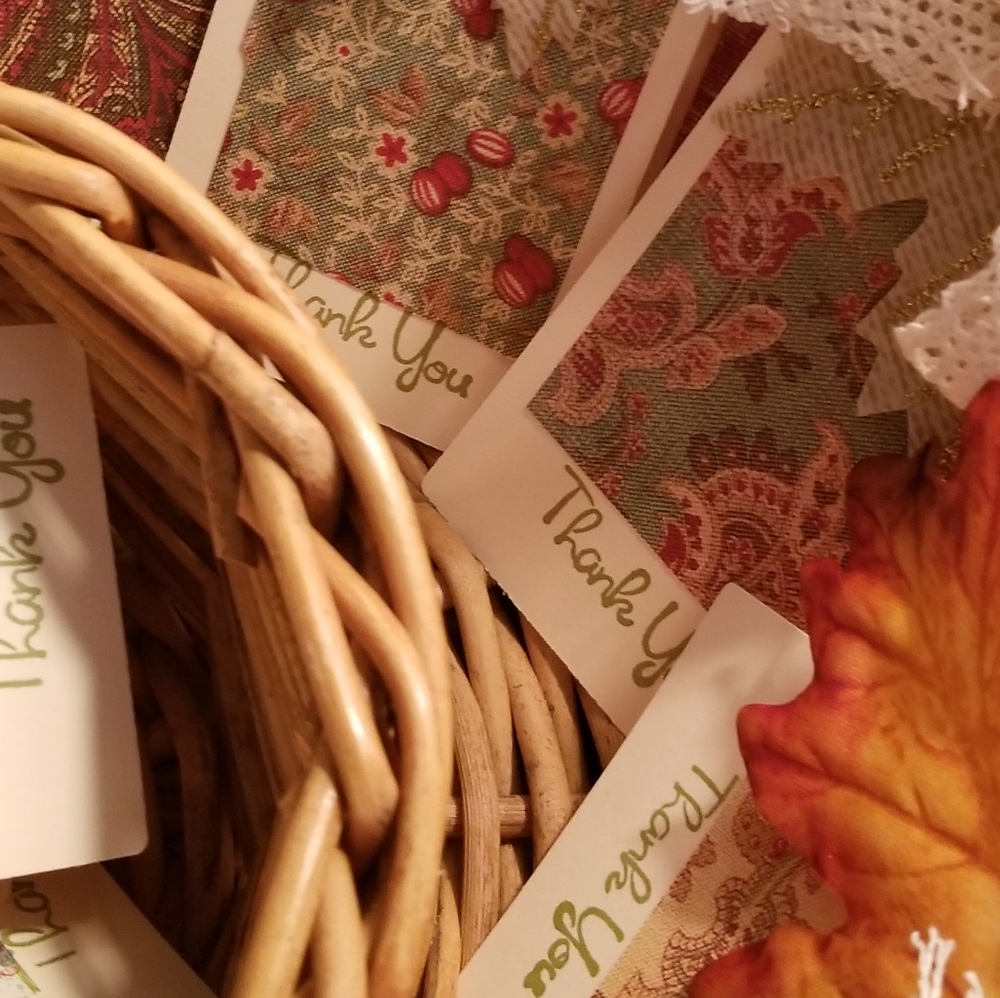 (42) Handmade Fall/Autumn Thank you tags.